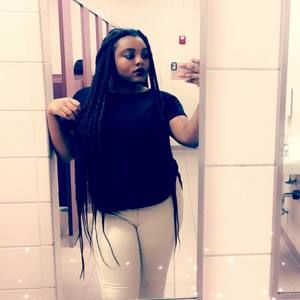 Meet your Posher, Kandance